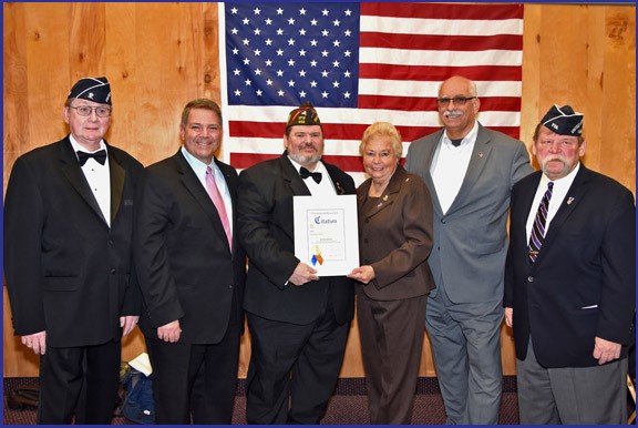 WALKER HONORS OUTGOING  UNITED VETERANS ORGANIZATION PRESIDENT